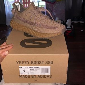 Yeezy boost 350 V2 earth